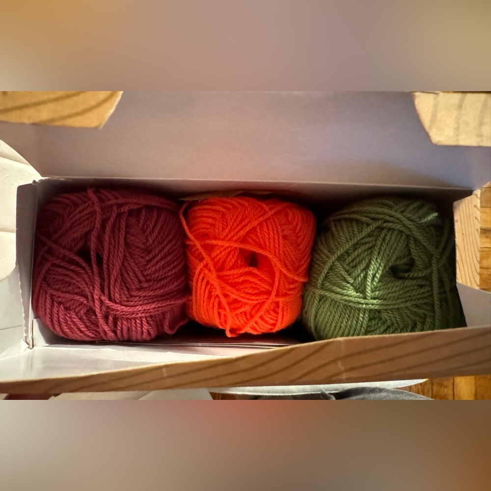 Sirdar Kith & Kin Oversize Cowl Crochet Kit - Picture 8 of 9